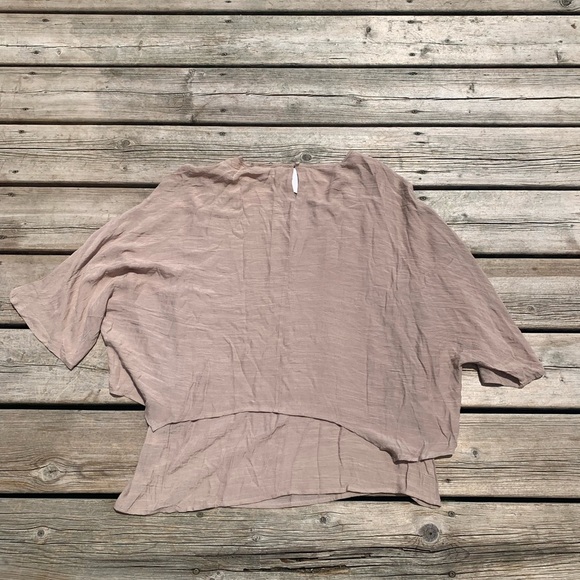 Red Coral High-Low Layered Top – Size Medium (NWT) - Picture 3 of 7